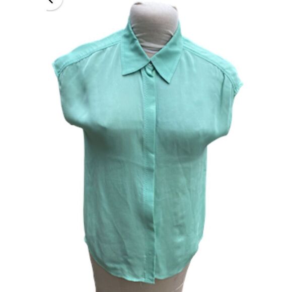 Michael Stars 100% Silk Short Sleeve Blouse Sz. S Light Mint Green - Picture 2 of 11